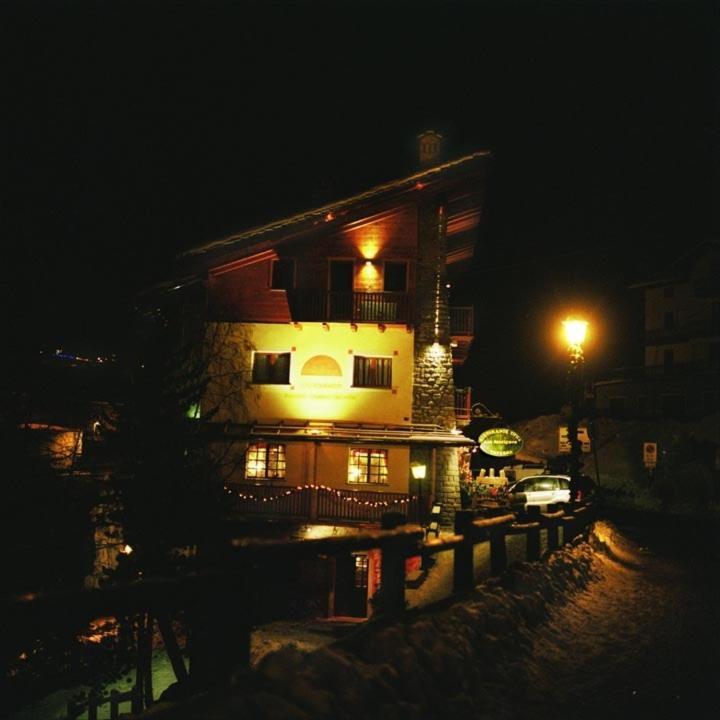 Affittacamere Lou Ressignon Cogne Exterior photo